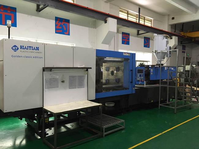 450 injection machine.jpg
